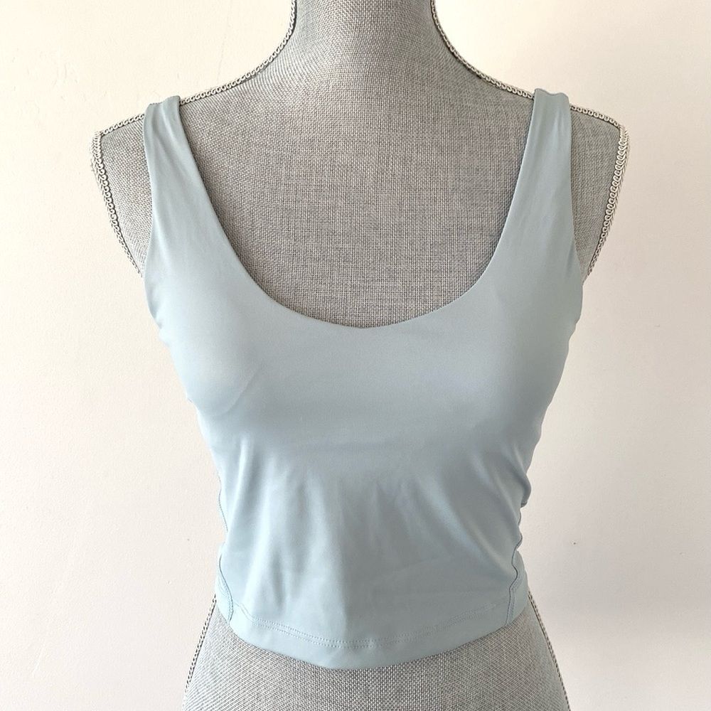 Island girl Dusty Blue Crop Top Sz S Athletic Yoga Outdoor